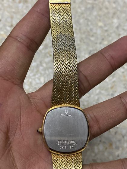 นาฬิกายี่ห้อ BULOVA  ควอทซ์ สวิสเมด แท้มือสอง เดินปกติ ทองสายมีซีดบ้าง สายปรับได้  700฿ รูปที่ 7