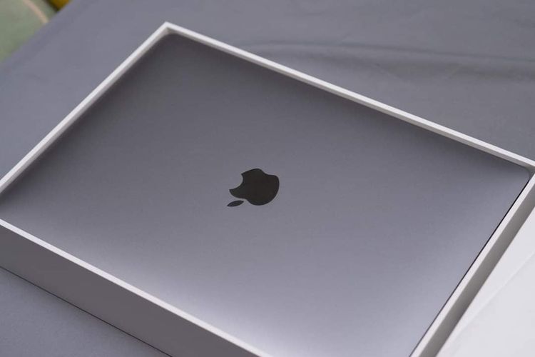 Macbook Air M1 2020 Ram8 SSD256 สีเทาดำ อุปกรณ์ครบกล่อง เพียง 19,000 บ. ไร้ตำหนิใดๆ ใหม่มาก เหมือนได้เครื่องใหม่ สามารถซื้อ Apple care+ได้