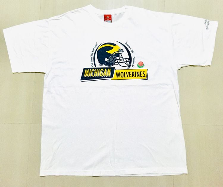 เสื้ออเมริกันฟุตบอล Michigan Wolverines  รูปที่ 1