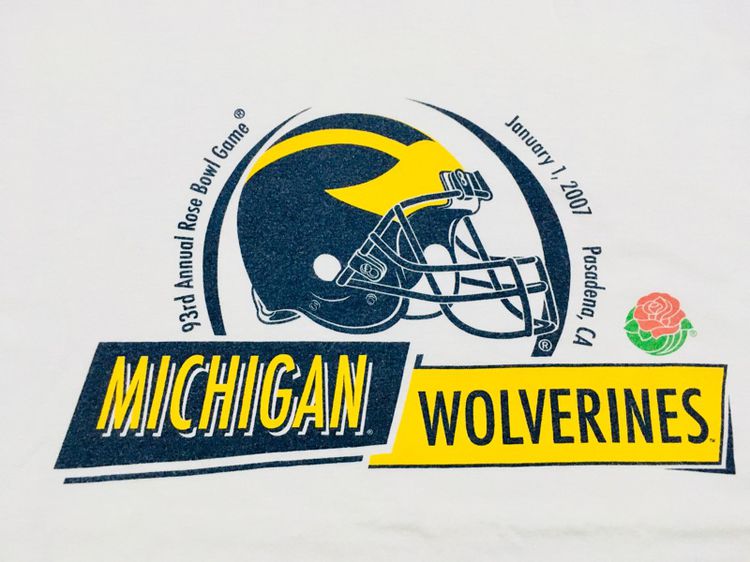 เสื้ออเมริกันฟุตบอล Michigan Wolverines  รูปที่ 2