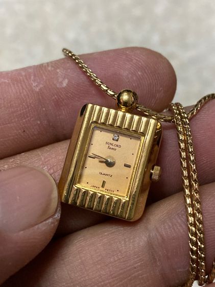 นาฬิกายี่ห้อ SUNLORD  ควอทซ์ แบบสร้อย สีทองสวย เรือนเล็ก  850฿ รูปที่ 3