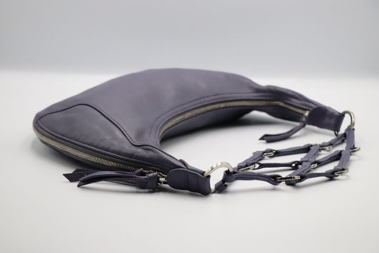 กระเป๋าสะพายไหล่ Shoulder bag Longchamp มือสอง ของแท้ ราคาไม่แพงค่ะ รูปที่ 4