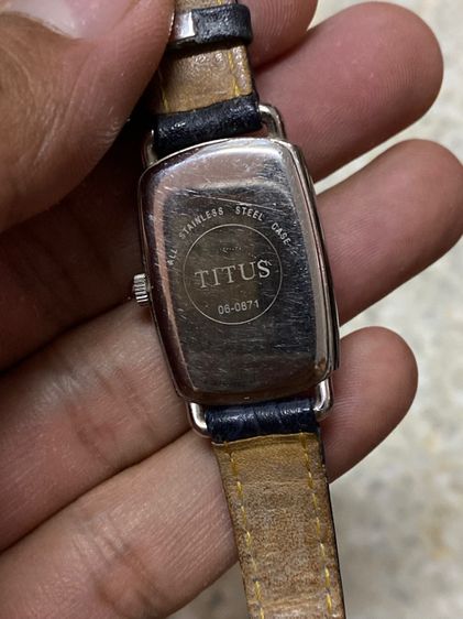 นาฬิกายี่ห้อ TITUS  ควอทซ์ ของแท้มือสอง  เครซี่นัมเบอร์   850฿ รูปที่ 2