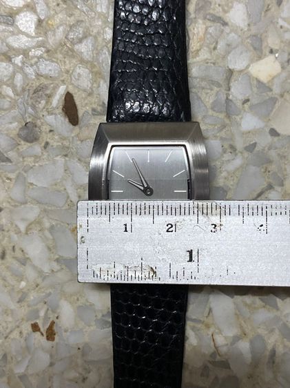 นาฬิกายี่ห้อ odm  ควอทซ์  ของแท้มือสอง ขนาดผู้ ญ สายเปลี่ยนใหม่ 750฿ รูปที่ 7
