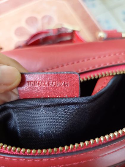 กระเป๋า Burberry หมอนแดง รูปที่ 13