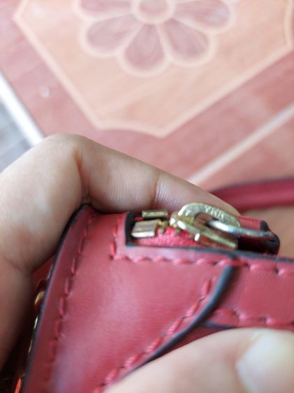 กระเป๋า Burberry หมอนแดง รูปที่ 8