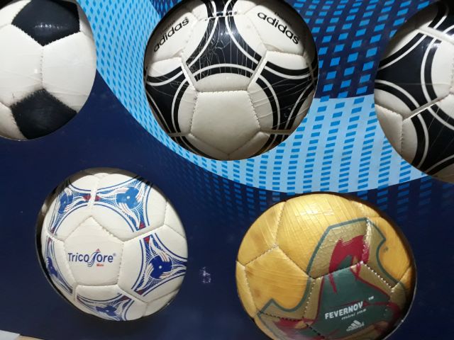 adidas historical mini ball set รูปที่ 4