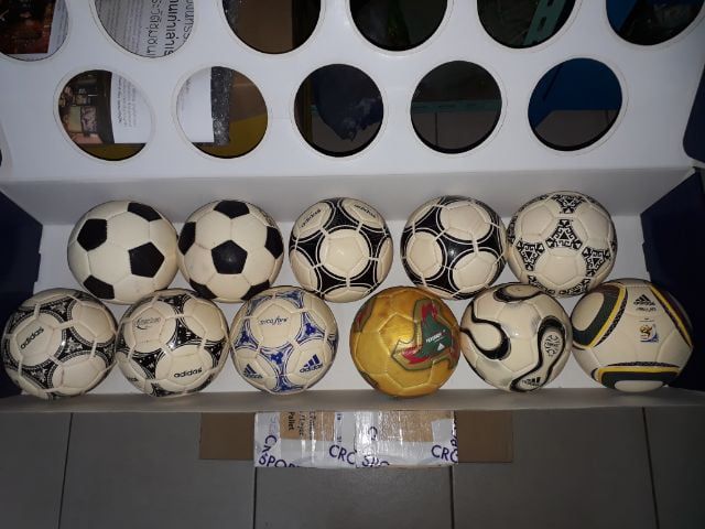 adidas historical mini ball set