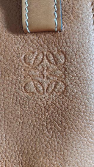 กระเป๋า Loewe hammock รูปที่ 6