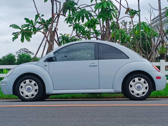 รถ Volkswagen Beetle 2.0 สี ฟ้า