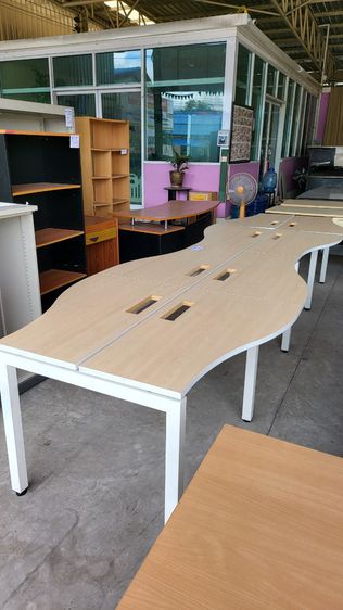 โต๊ะทำงานแบบ 8 ที่นั่งทำเป็นโต๊ะประชุมได้ของโมเดอร์นฟอร์มโครงสร้างเป็นเหล็กขายในราคาถูก Set 8 อยู่ที่ราคา 10000 บาทเท่านั้น รูปที่ 4