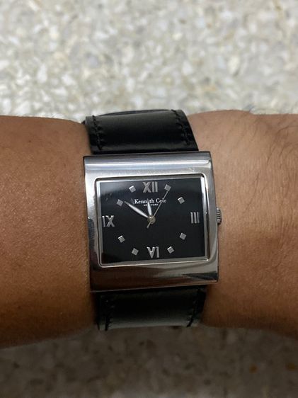 นาฬิกายี่ห้อ  KENNETH COLE   ควอทซ์ ของแท้มือสอง  สายเปลี่ยนใหม่ 750฿ รูปที่ 8