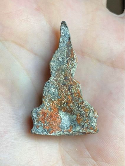 พระท่ากระดานเนื้อตะกั่วสนิมแดง รูปที่ 2