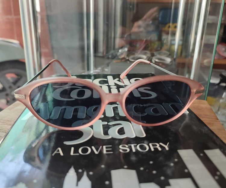 Liz Claiborne รหัส 12092 size 56-17-145 mm Pink Vintage Frame eyeglasses กรอบแว่นตาของแท้มือสอง งานวินเทจสำหรับสายวินเทจ ทรงสวย ขาสวย สีสวย  รูปที่ 7
