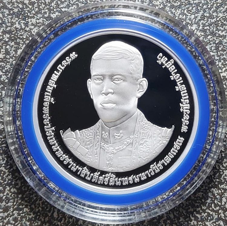 เหรียญไทย เหรียญเงินขัดเงา เหรียญกษาปณ์ที่ระลึก บรมราชาภิเษก วันที่ 4 พฤษภาคม 2562  เนื้อเงินขัดเงา  ไม่ผ่านการใช้ UNC+ใบเซอร์+กล่องเดิมครบครับ