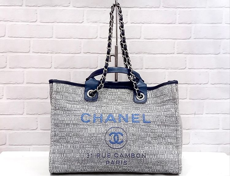 อื่นๆ หญิง อื่นๆ กระเป๋า Chanel Tote Bag ทรงช้อปปิ้ง ผ้าแคนวาสอย่างหนา สภาพสวย สีเทา