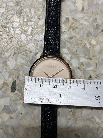 นาฬิกายี่ห้อ FEYERT   ของแท้มือสอง ควอทซ์ เดินปกติ  650฿ รูปที่ 6