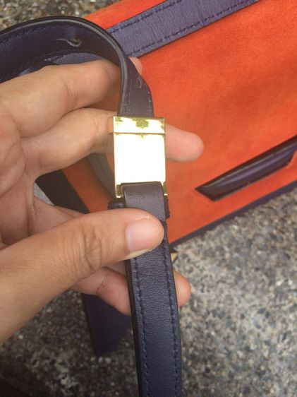 กระเป๋าสะพาย Loewe รุ่น barcelona หนังกลับสีส้ม  รูปที่ 14