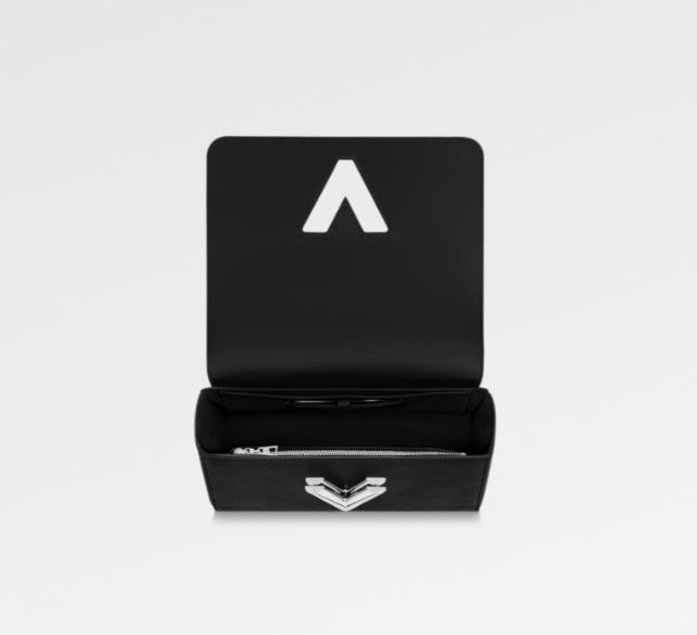 ส่งต่อ กระเป๋า Louis Vitton รุ่น Twist MM สีดำ รูปที่ 7