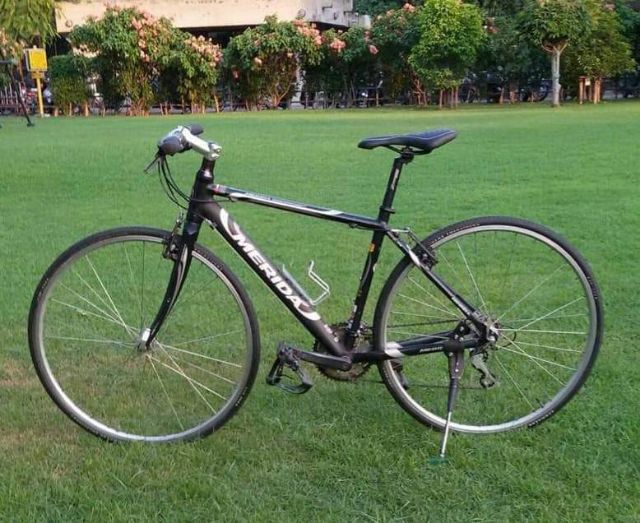 รถจักรยานทัวริ่ง ของ MERIDA

วงล้ออลูมิเนียม 700 C

เฟรมตัวถังอลูมิเนียม รูปที่ 2