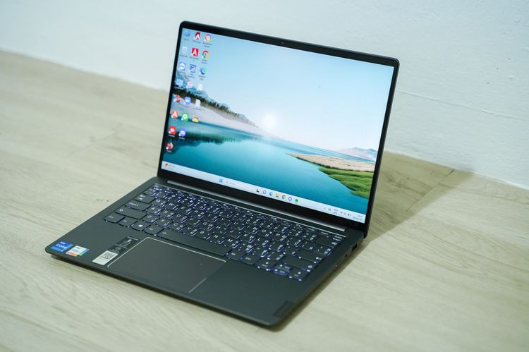 โน๊ตบุ๊ค laptop ขนาดกระทัดรัดยี่ห้อ Lenovo Ideapad S540 13ITL สี Iron Gray