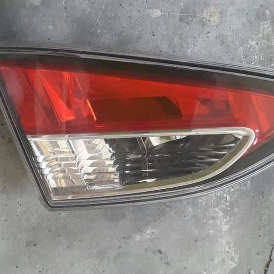 ไฟทับทิมฝาท้าย มาสด้า2 รูปที่ 4