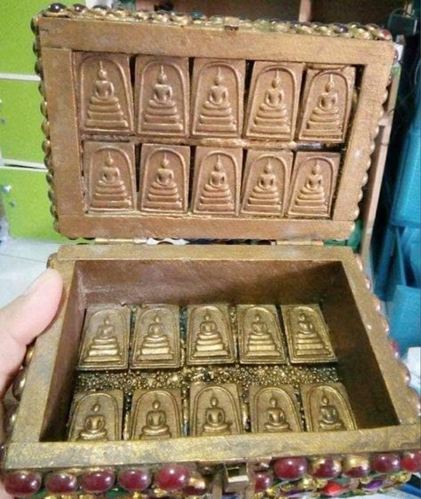 หีบสมบัติ ประดับหยก ทับทิม และพลอยแท้  รูปที่ 3
