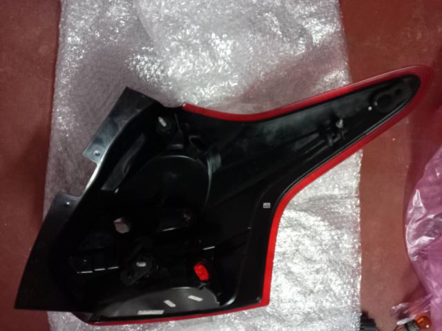 ไฟท้าย โฟกัส รูปที่ 2