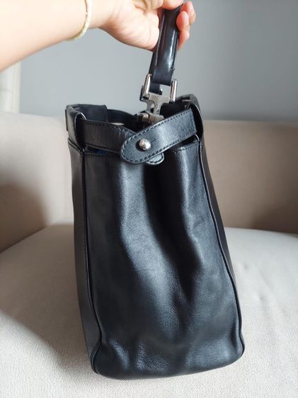 กระเป๋า Fendi peekaboo monster สีดำ รูปที่ 3
