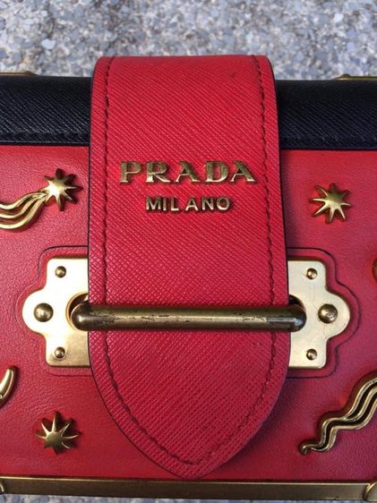 กระเป๋าครอสบอดี้ Prada สีแดง ของแท้ รูปที่ 16