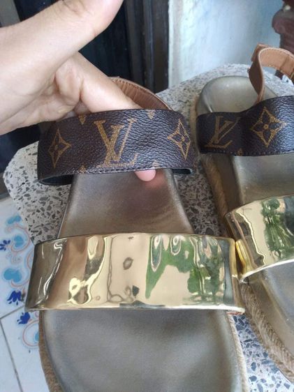 รองเท้ารัดส้น หลุย วิตตอง ไซส์ 36  รูปที่ 2