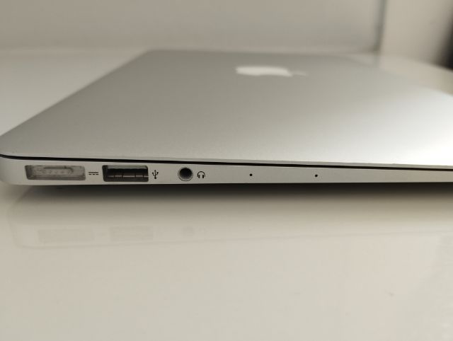 Macbook Air11(2014) มือ ✌️ รูปที่ 2