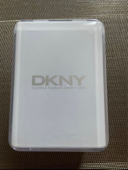 กล่องนาฬิกาข้อมือ DKNY แท้ รูปที่ 3
