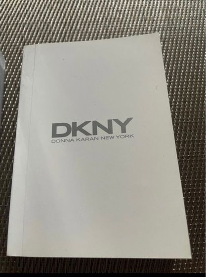 กล่องนาฬิกาข้อมือ DKNY แท้ รูปที่ 2