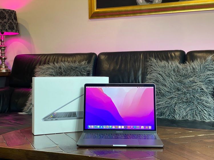 Apple Macbook Pro 13 Inch แมค โอเอส 8 กิกะไบต์ อื่นๆ ไม่ใช่ MacBook Pro Touch Bar (13-inch 2020) RAM 8GB SSD 256GB 1.4GHz Core i5 ครบกล่อง