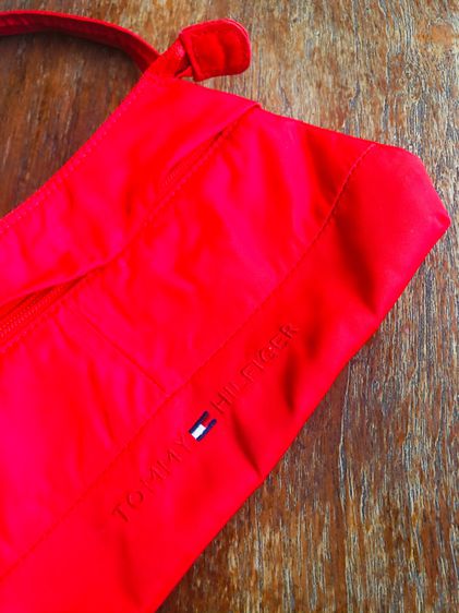 กระเป๋าสะพาย Tommy Hifiger สีแดงสด รูปที่ 3
