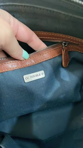 🔥SALE 350🔥เท่านั้น Used กระเป๋าสะพาย Brand CCOO ซื้อมา 3990 สภาพยังดีไม่มีขาด มีรอยใช้งานทั่วไปตามประสามือ2 ผ้าเดนิม ฝาหนังแท้ มีดีเทลแต่ง รูปที่ 5