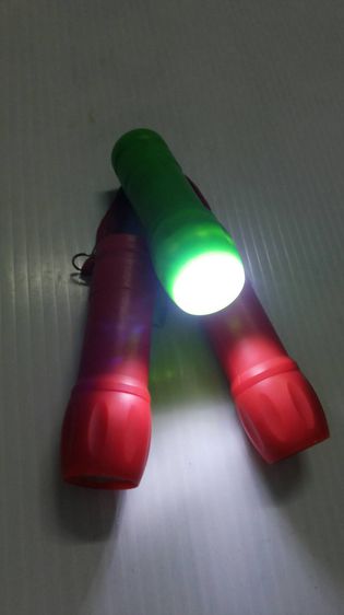 ไฟฉายหลอด LED (เล็ก) 2 สี รูปที่ 3