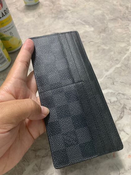 Louis  รูปที่ 5