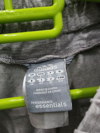 กางเกงขาสั้น ยี่ห้อ Adidas สภาพดี ขาวยาว สีเทาอ่อน สวย ใส่สบาย เอวยืดได้ รูปที่ 3