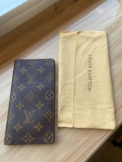 กระเป๋าสตางค์ Louis Vuitton​ ของแท้ รูปที่ 1