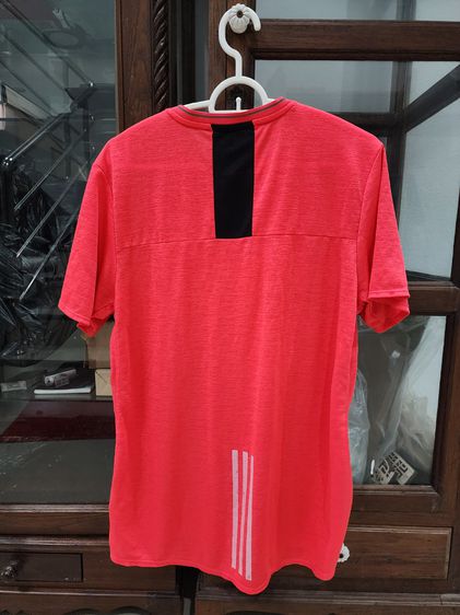 เสื้อออกกำลังกาย เสื้อกีฬา สีชมพูแสส ยี่ห้อ Adidas ของแท้ เดิมๆ สภาพดี ใส่น้อย เบอร์ M เนื้อผ้าบางเบา ใส่สบาย รูปที่ 4