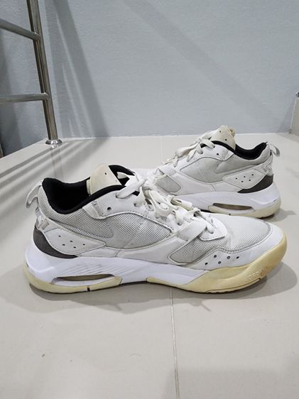 รองเท้า ยี่ห้อ NIKE Jodan เบอร์ 10 US ของแท้ สีขาว สภาพดี ใช้งานน้อย ลิมิเต็ต23 พร้อมกล่อง หายาก รับประกันแท้ รูปที่ 5