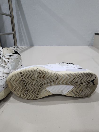 รองเท้า ยี่ห้อ NIKE Jodan เบอร์ 10 US ของแท้ สีขาว สภาพดี ใช้งานน้อย ลิมิเต็ต23 พร้อมกล่อง หายาก รับประกันแท้ รูปที่ 8