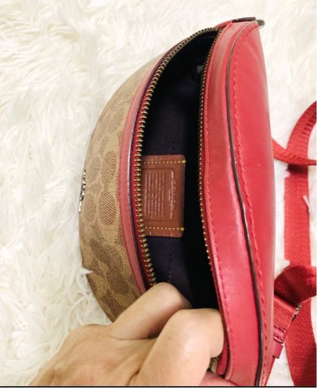 กระเป๋าคาดอกแบรนด์ COACH ของแท้ รูปที่ 8