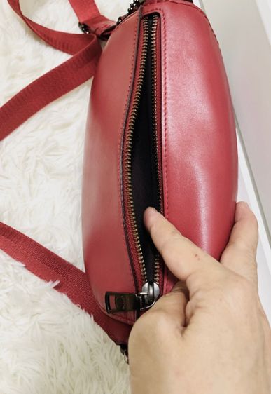 กระเป๋าคาดอกแบรนด์ COACH ของแท้ รูปที่ 6