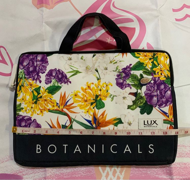 กระเป๋าใส่โน๊ตบุ๊ค Botanicals รูปที่ 2