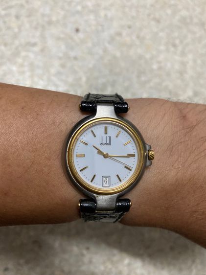 นาฬิกายี่ห้อ Dunhill  ควอทซ์ สวิสเมด แท้มือสอง สายเปลี่ยนใหม่  1900฿ รูปที่ 9