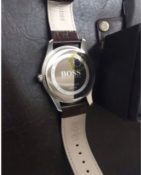 นาฬิกา Hugo boss ของแท้ กล่องครบ ใช้น้อยสภาพใหม่ หรูมีระดับ รูปที่ 3
