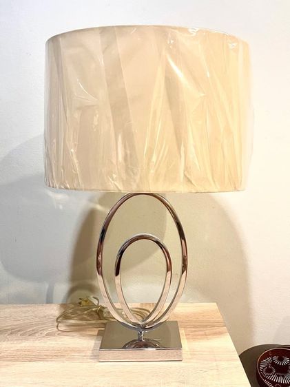 Table Lamp โคมไฟ Chic Republic ของใหม่ มี 2 ตัว ปกติตัวละ 5,000บาท รูปที่ 1